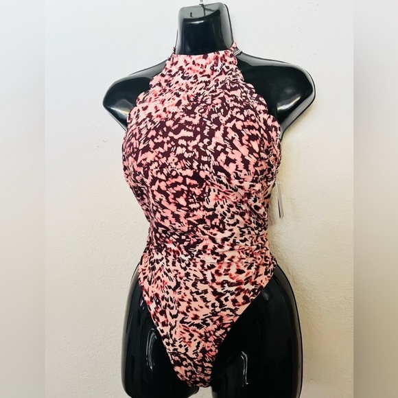 Cutest, Chelsea 28, One Piece Swimsuit - Picture 7 of 7